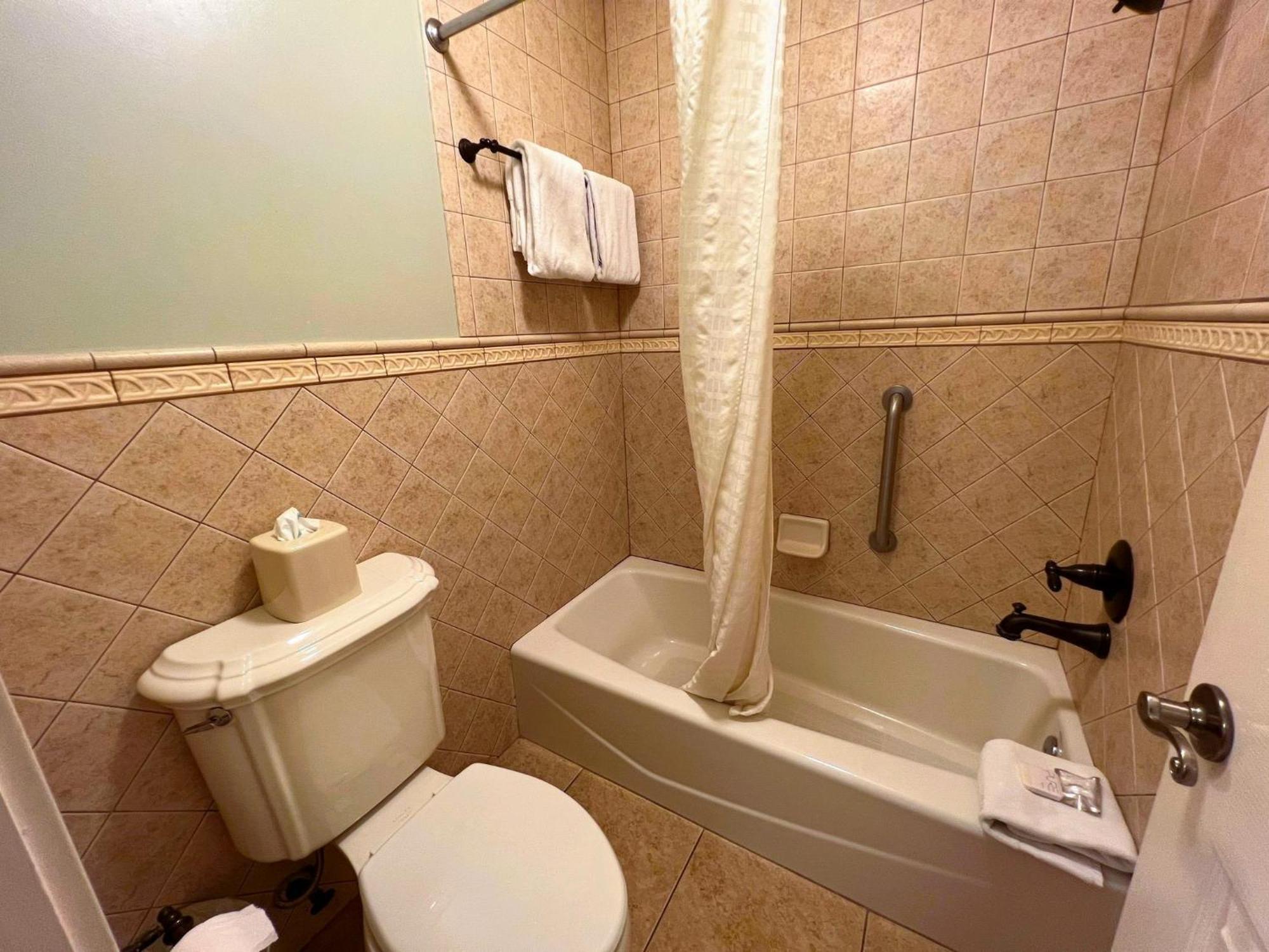 Bayfront Inn Сейнт-Огастін Номер фото